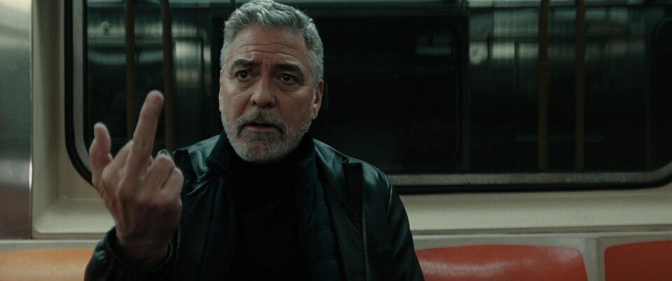 imgi_32_MV5BZjM5YjMwNjItMGZmNS00OWVhLThiM2EtMDBjZj