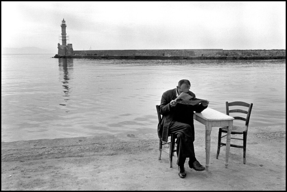 Man reading newspapper, Chania, Greece, 1962.jpg