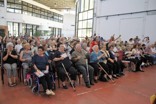 37853793_2139842432756278_1472831507994247168_n.jp