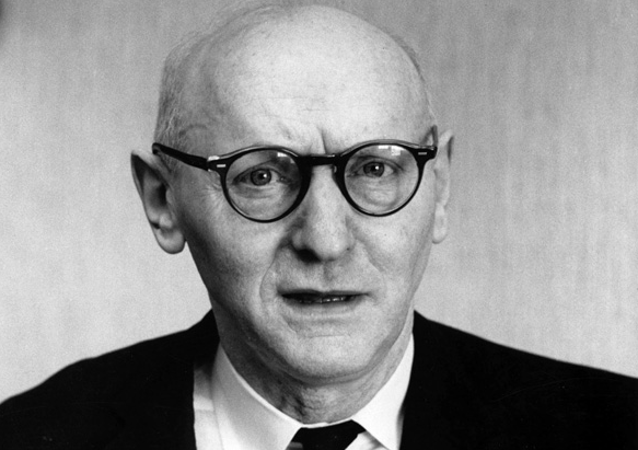 Isaac Bashevis Singer.png