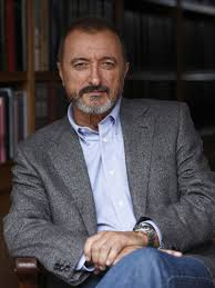 Arturo Perez-Reverte.png