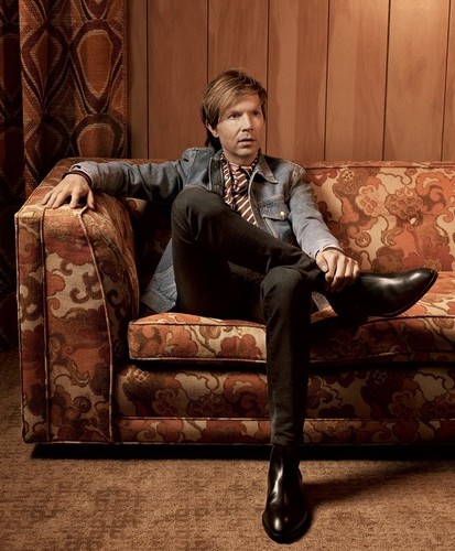 Beck-2017-T-Magazine-Photo-Shoot-001.jpg