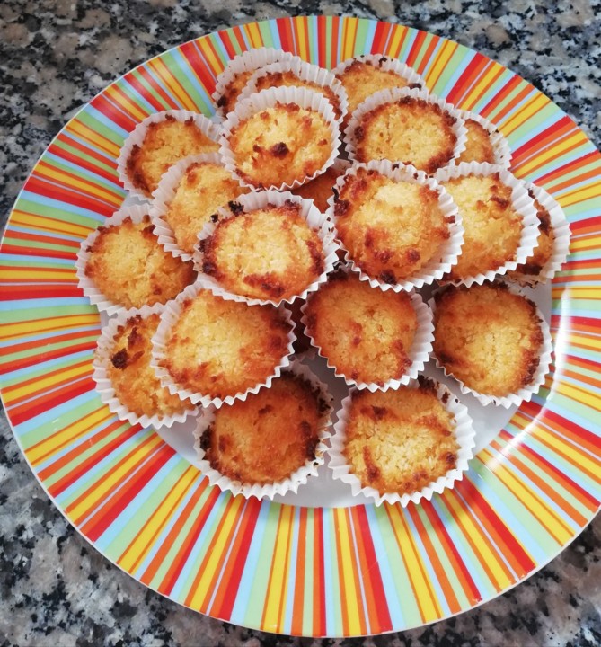 Bolinhos de coco