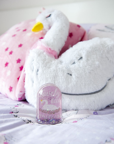 Star Print Cushion €5 $6, Swan Shaped CUSHION 