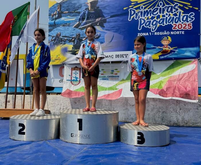 2. B. Letícia Silva e Eduarda Maciel .jpg