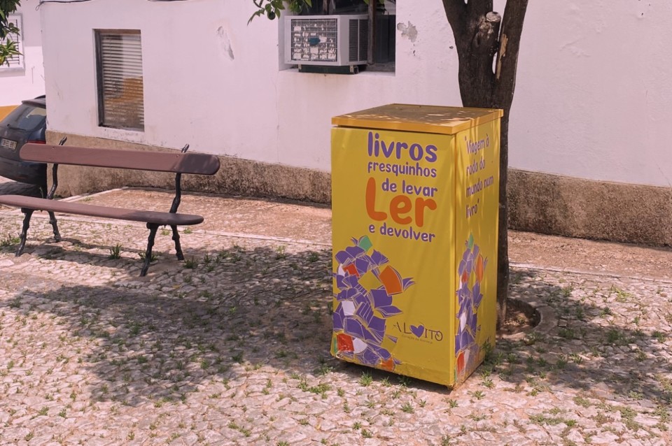 livros frigorifico.jpg