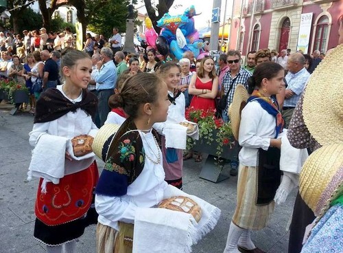 Padornelo no Cortejo Etnográfico de Paredes de Co