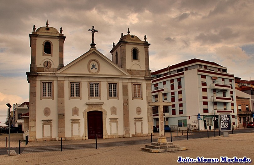 IGREJA PAROQUIAL.JPG