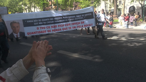 Faixa na manif 25 Abril 2014 (2).jpg