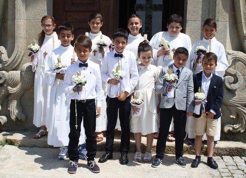 Comunhão e Profissão de Fé Padornelo Diogo Rodr Comunhão e Profissão de Fé Padornelo Diogo Rodr