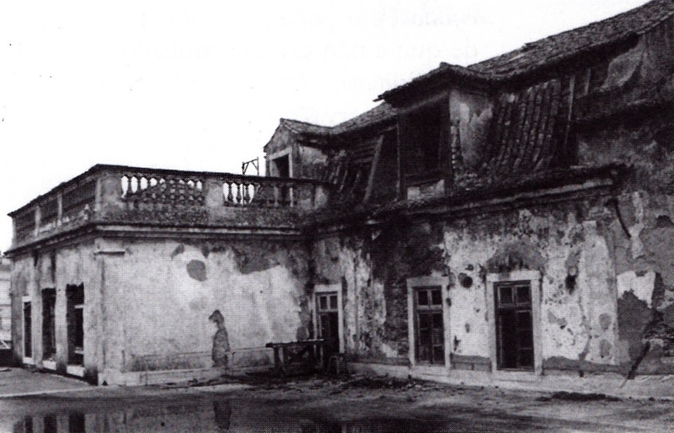 Casa de habitacao anexa a antiga moagem de Amora.j