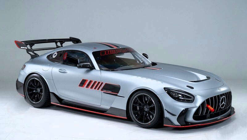 2023-Mercedes-Benz-AMG-GT-2746-4.jpg