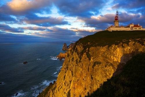 Cabo_da_Roca_sunset.jpg Cabo_da_Roca_sunset.jpg