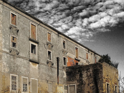 Oratório da Porta do Céu, Telheiras.jpg Oratório da Porta do Céu, Telheiras.jpg