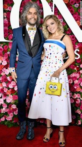 Wayne Coyne e Katy Weaver - não leram bem o convi