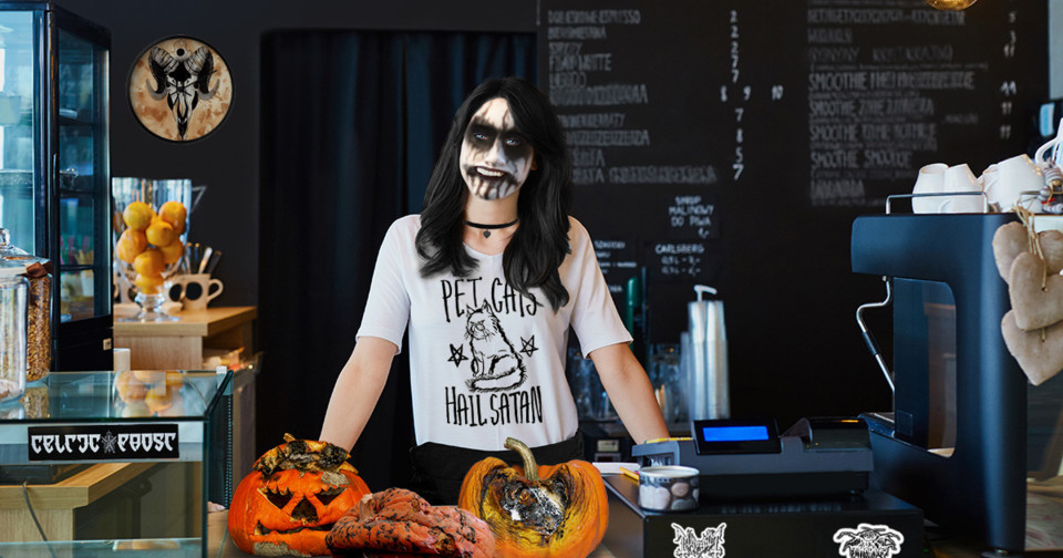 halloween-coffeeshop08a.jpg