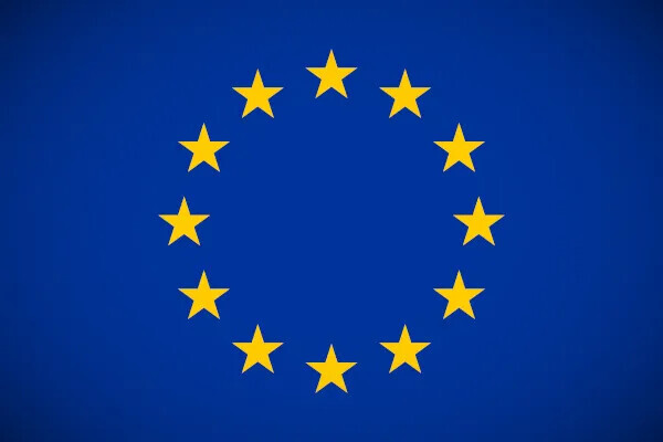 bandeira-da-uniao-europeia.webp