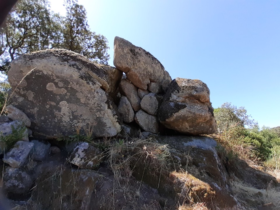 Pedras e pedras. Foto original. 2021.07.08.jpg