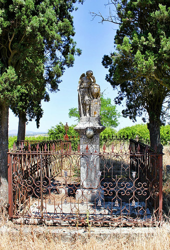 JAZIGO.JPG JAZIGO.JPG