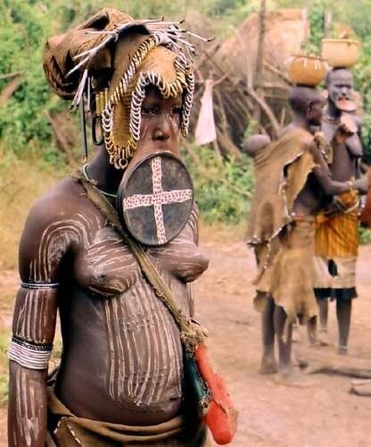 tribo_mursi_etiópia.jpg