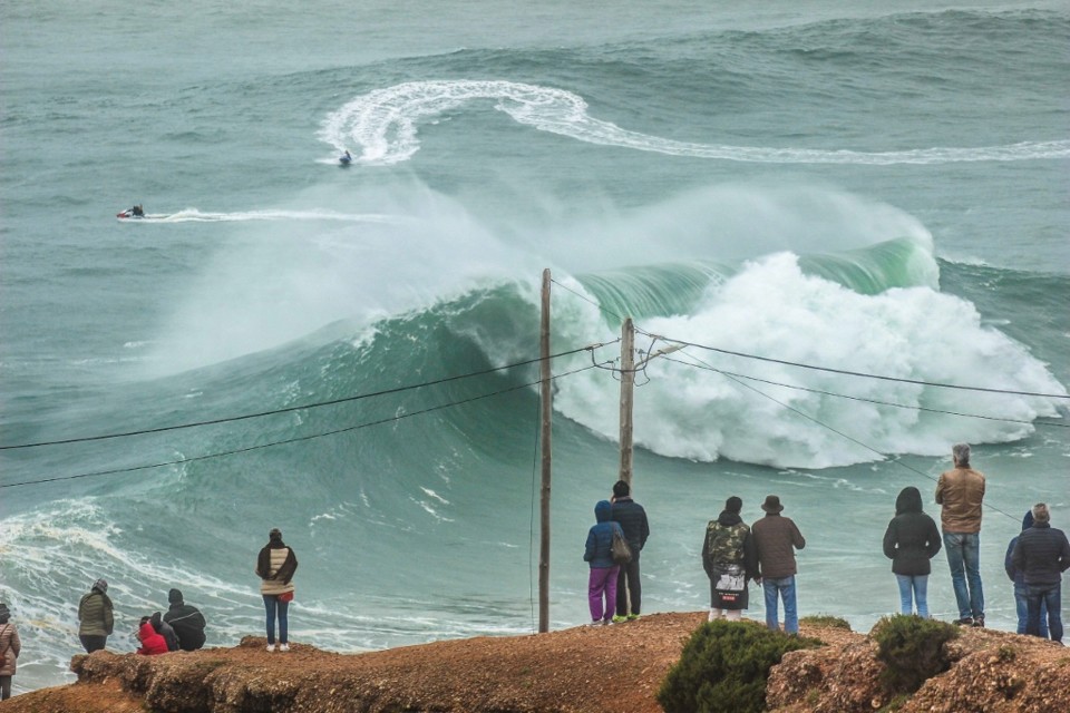 ondas gigantes nazaré 22.jpg