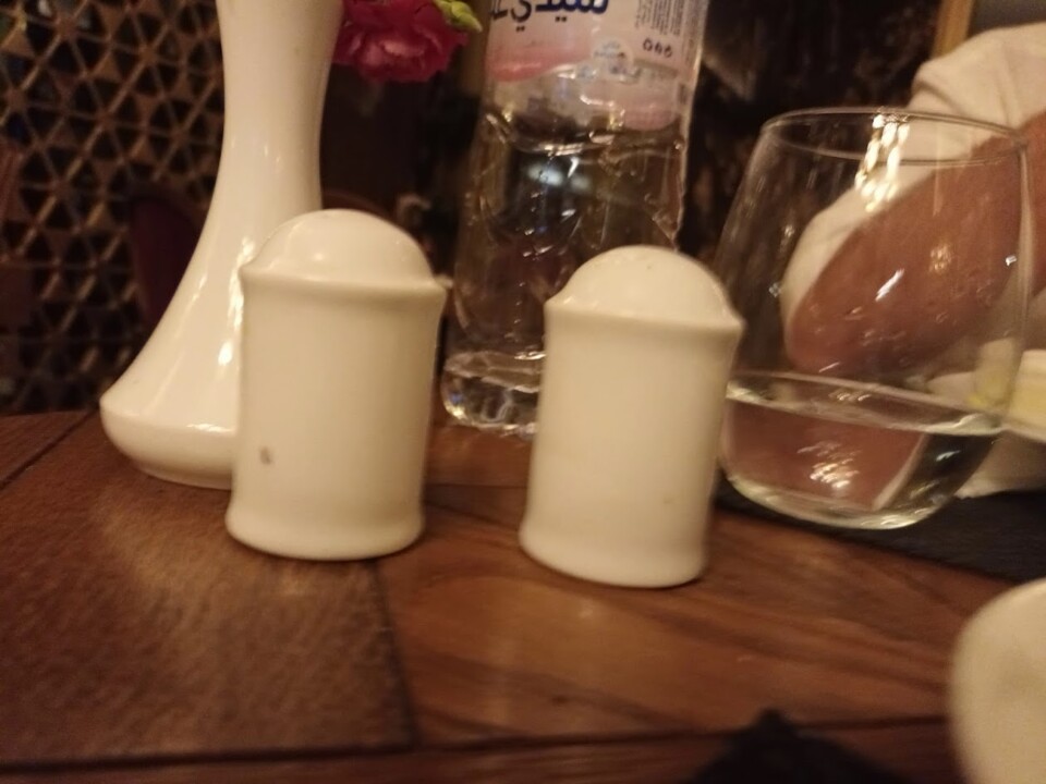 Não me canso disto saleiro.jpg