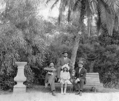 mariano_gracias_irmaos_e_filha.