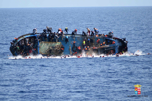migrant-boat-3.jpg