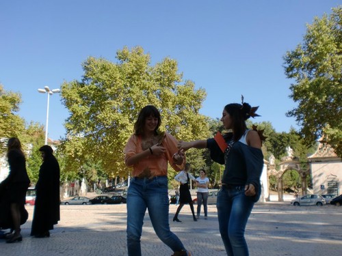 309756_262968540407264_100000823618737_651496_6702