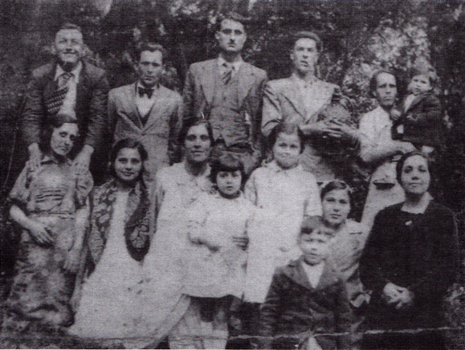 Familia Valente e Amigos corticeiros em Amora fina