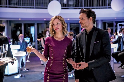 Peter Facinelli - supergirl maxwell lord.jpg