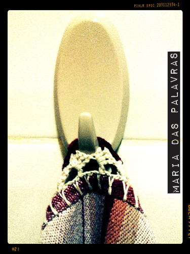 Penduricalho de panos - Maria das Palavras