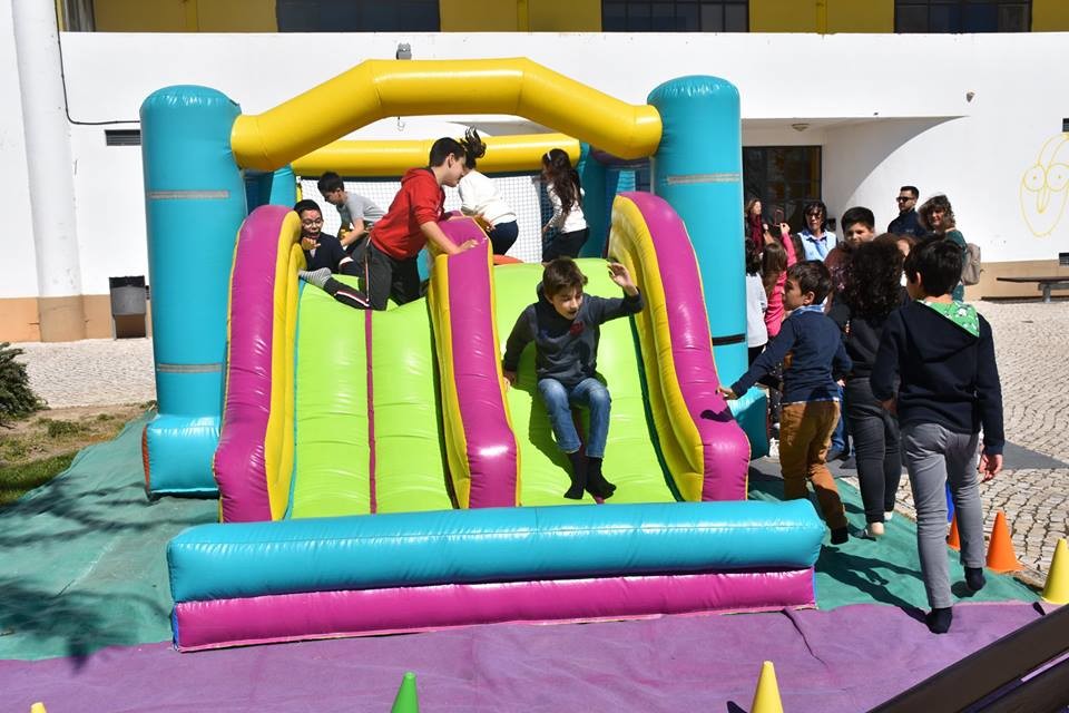 55441136_10158402080553696_2747775314108088320_n.j