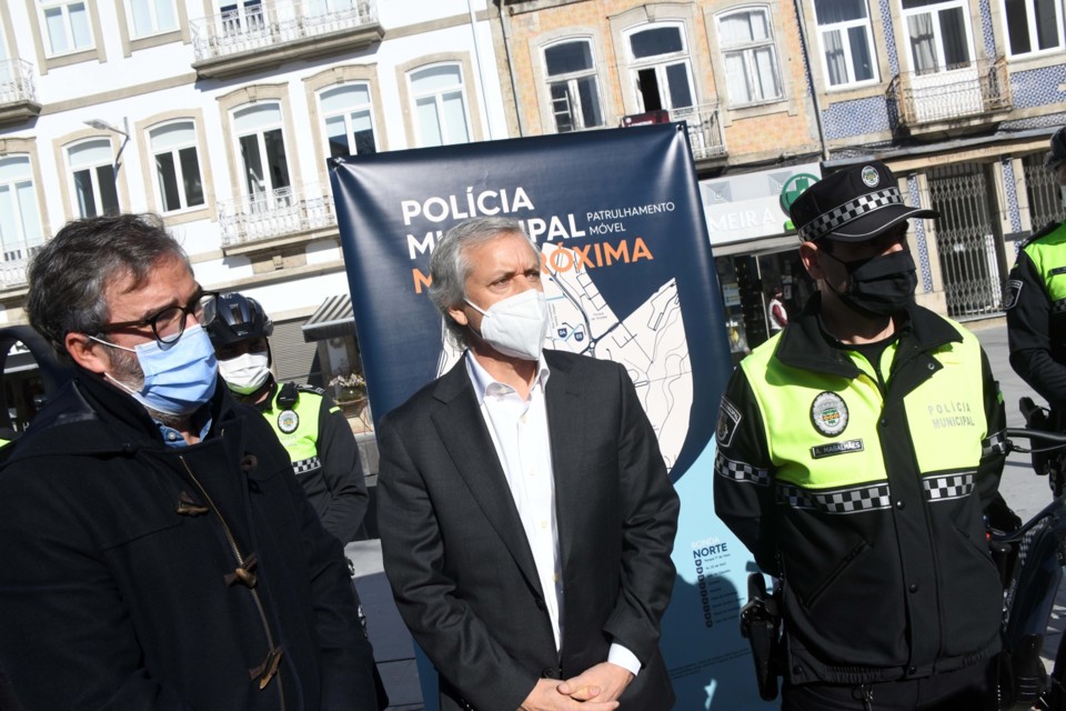 Famalicão equipa Polícia Municipal com bicicleta