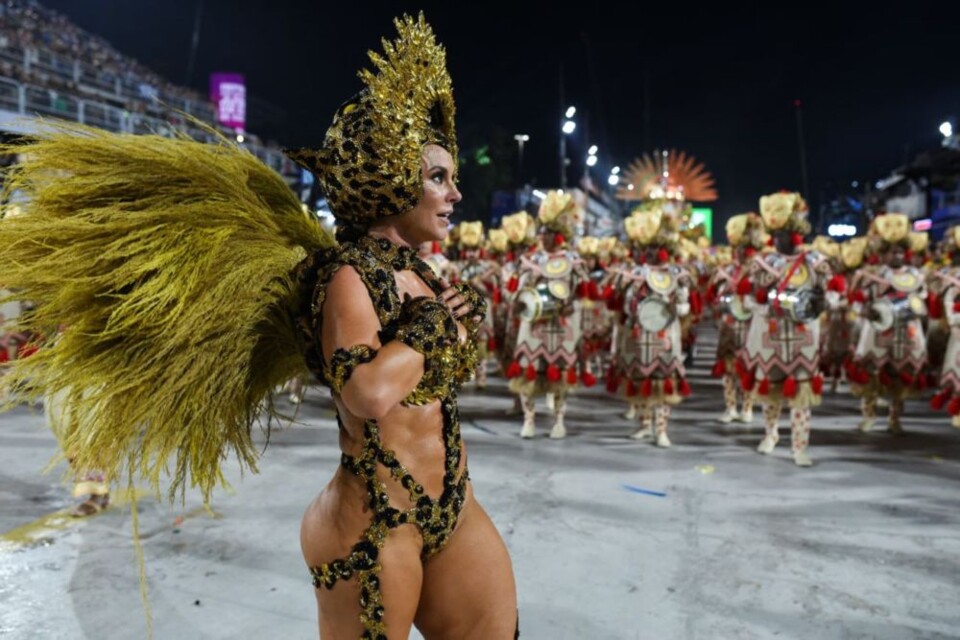 Paolla Oliveira (Rio) 3.jpg