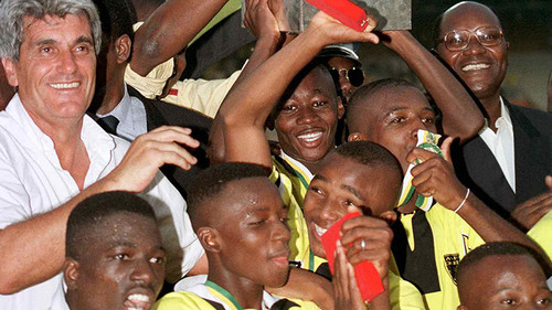 ASEC Mimosas. A histórica revolução adolescente - É Desporto