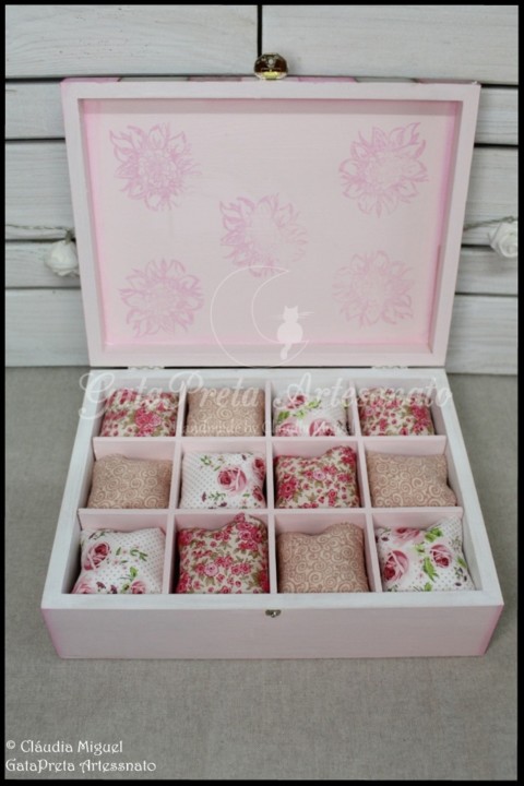 Caixa 12 relógios Beautiful Pink2.JPG