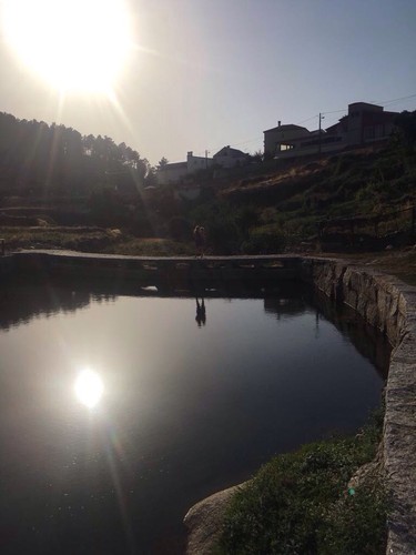 Praia fluvial de Sabugueiro.jpg Praia fluvial de Sabugueiro.jpg