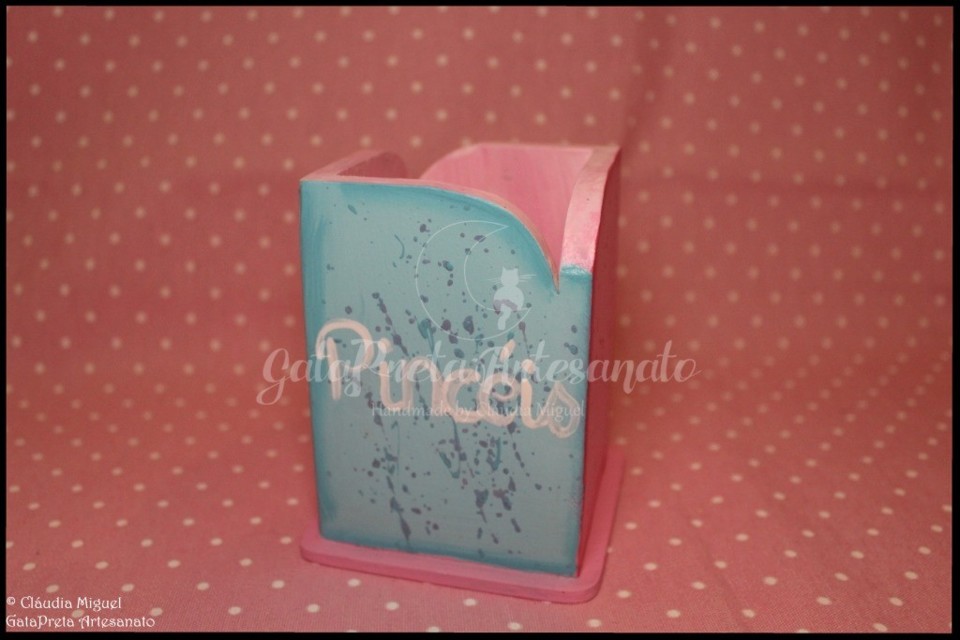 Cesta e porta-pincéis Pinturas Infantis5.JPG