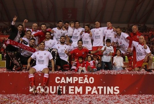 Benfica-campeao-hoquei2015.jpg