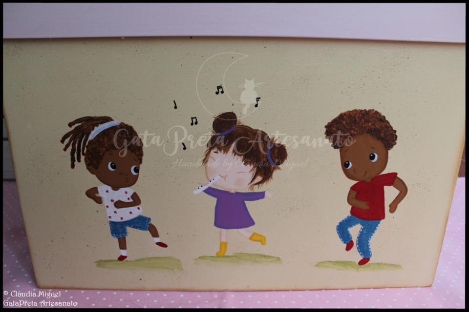 Caixa arrumação para a escola Brincar e Aprender