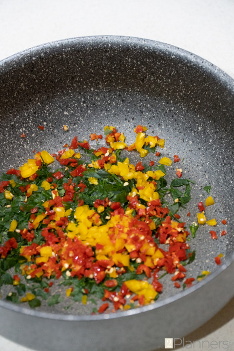 Easy Beef Nachos Recipe - The 2 Planners