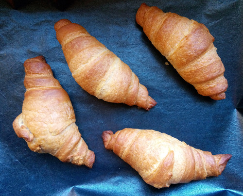 croissant 8.jpg croissant 8.jpg