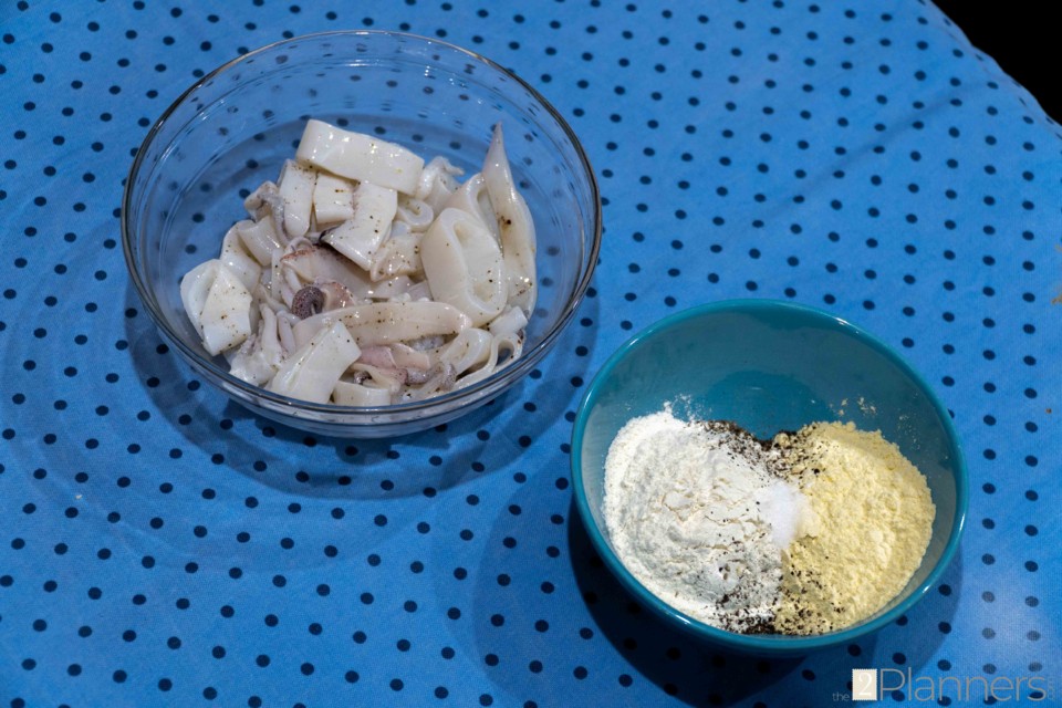 Lemon and Pepper Calamari Recipe - The2Planners
