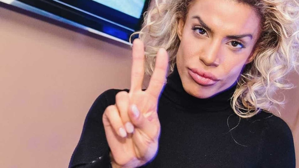 carlos costa.jpg carlos costa.jpg