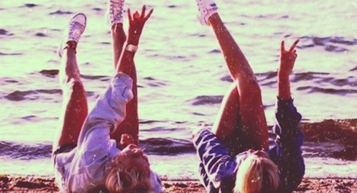 cool-beach-pictures-with-friends-tumblrbeach-tumbl