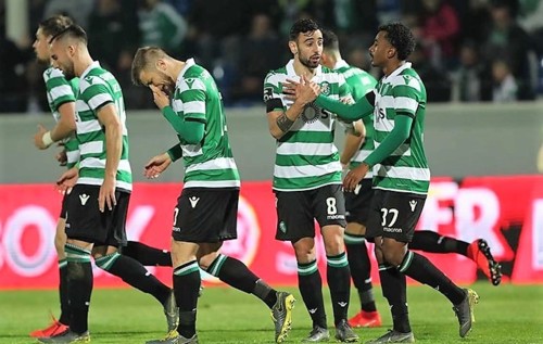 Bruno Fernandes para Bas Dost: «Vais ultrapassar isto!»