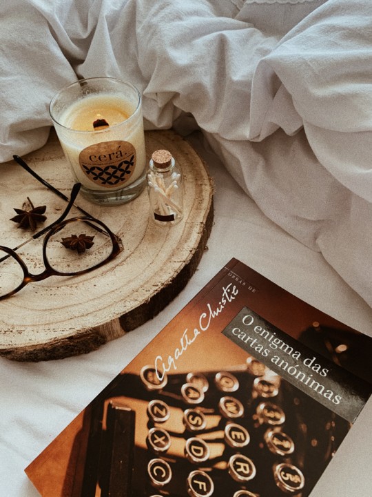 OEnigmaCartasAnónimas.jpg OEnigmaCartasAnónimas.jpg