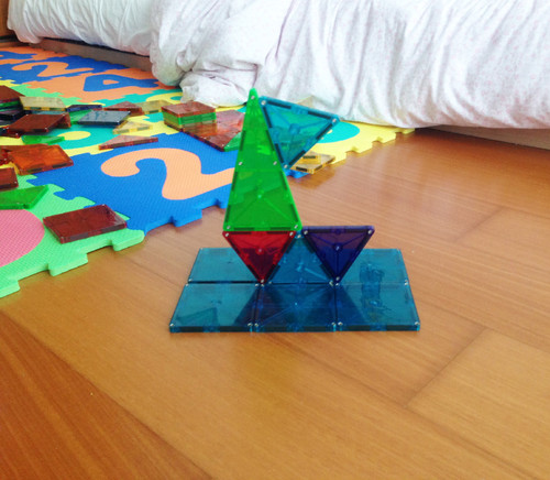 magna tiles 2.jpg