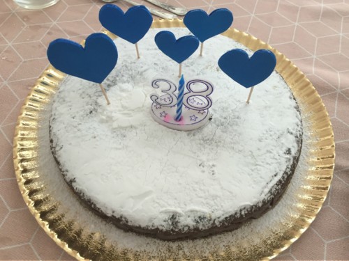 Bolo de aniversário.jpg Bolo de aniversário.jpg